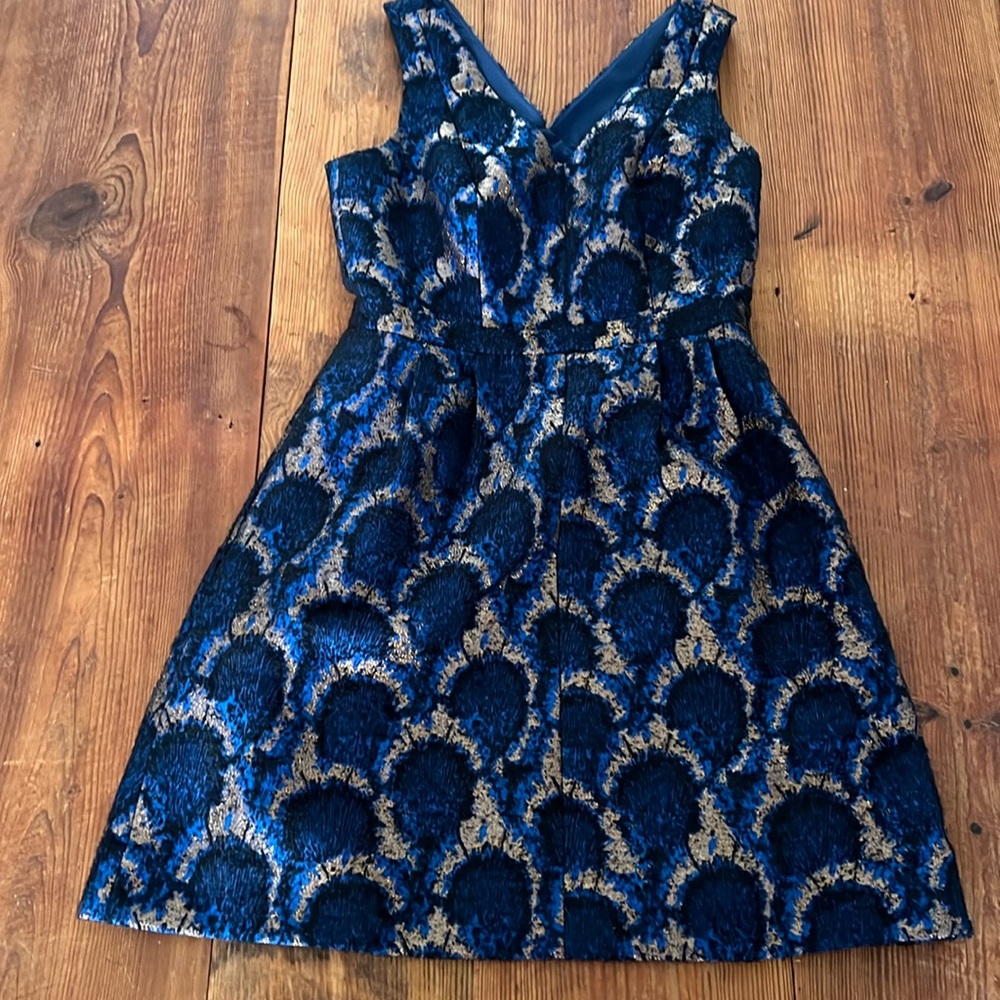 Women’s dress